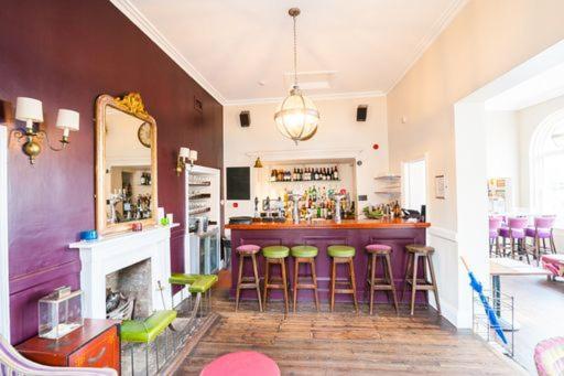 Hotel Bank House 3*