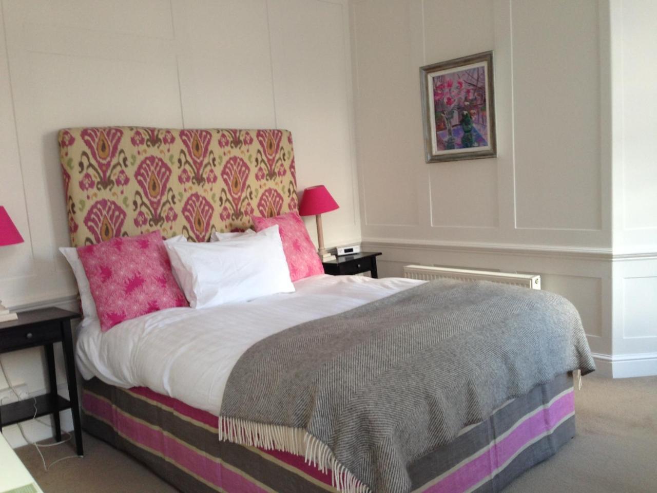 Hotel Bank House 3*
