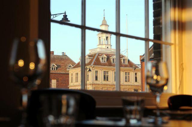 Bank House Hotel 3*